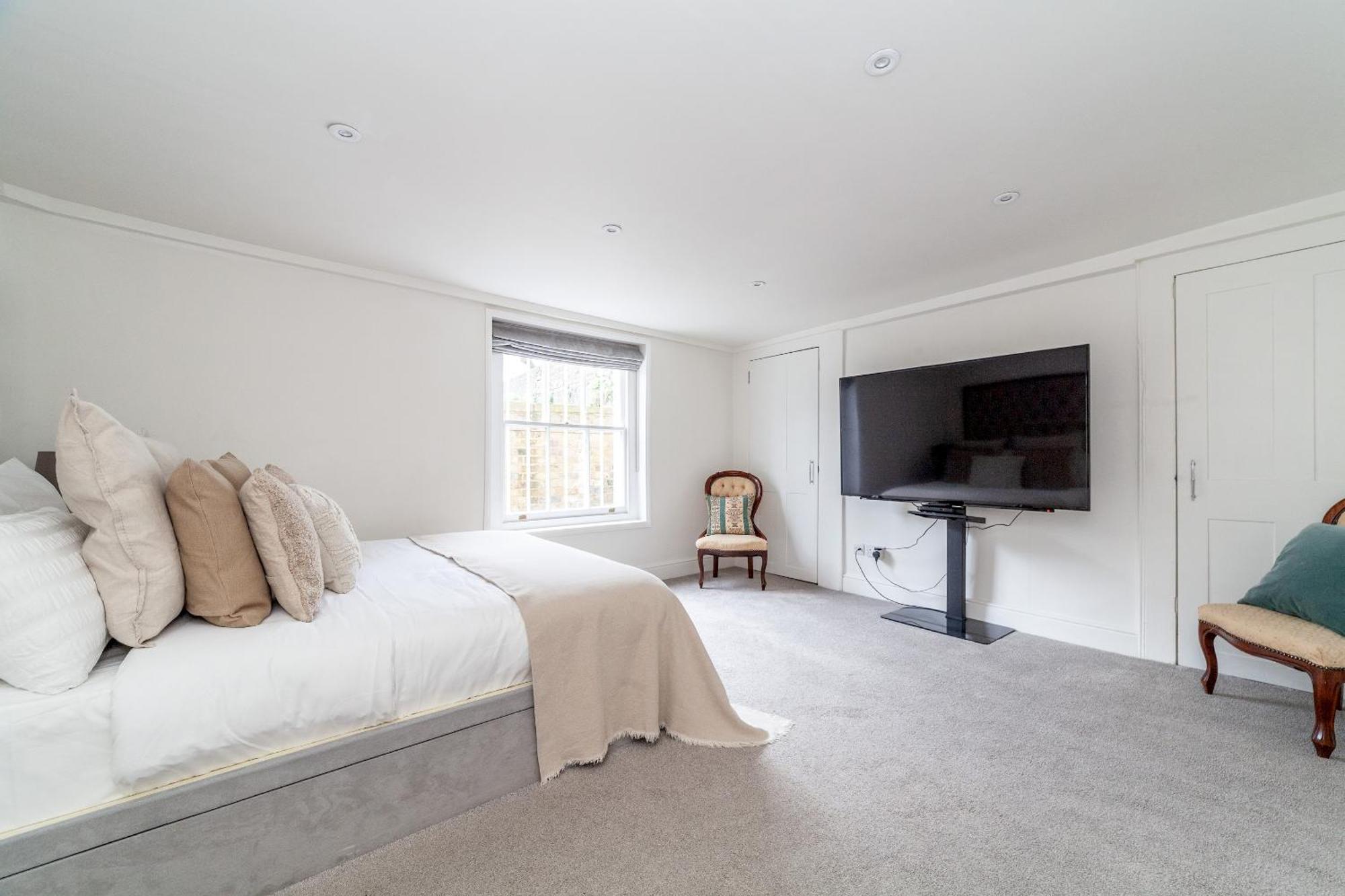 The New Cross Premier Rooms Лондон Экстерьер фото